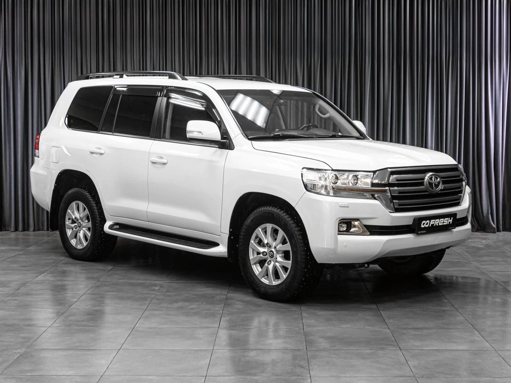 Внедорожник Toyota Land Cruiser 2021 года, 8499000 рублей, Тюмень
