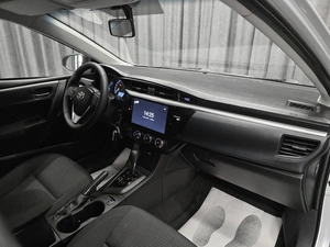 Седан Toyota Corolla 2013 года, 1165000 рублей, Красноярск