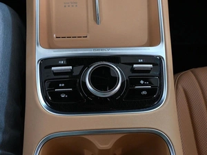 Внедорожник Geely Galaxy Starship 7 2025 года, 3259000 рублей, Ростов-на-Дону