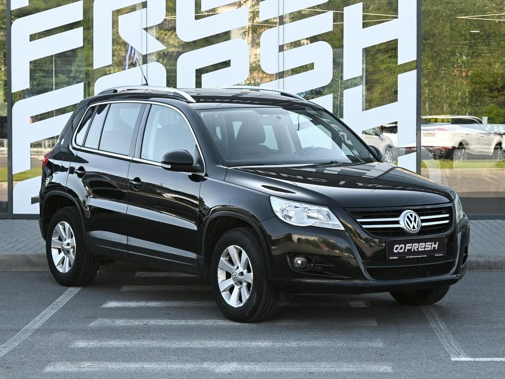 Внедорожник Volkswagen Tiguan 2008 года, 1100000 рублей, Волгоград
