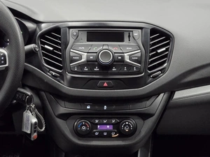 Седан ВАЗ (LADA) Vesta 2019 года, 840000 рублей, Красноярск