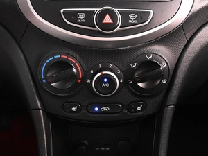 Хетчбэк Hyundai Solaris 2013 года, 819000 рублей, Аксай