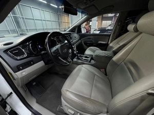 Минивэн Kia Carnival 2019 года, 2697000 рублей, Красноярск
