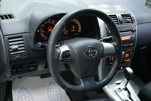 Седан Toyota Corolla 2012 года, 1168000 рублей, Солонцы