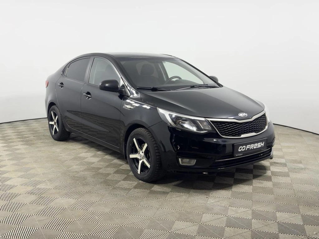 Седан Kia Rio 2017 года, 749100 рублей, Казань