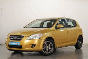 Хетчбэк Kia Ceed 2009 года, 639000 рублей, Челябинск