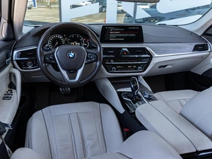 Седан BMW 5 серия 2017 года, 3035000 рублей, Краснодар