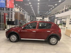 Хэтчбек Renault Sandero 2013 года, 795000 рублей, Орёл