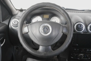 Седан Renault Logan 2012 года, 599000 рублей, Кемерово