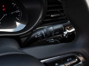 Хетчбэк Mazda 3 2019 года, 2140000 рублей, Краснодар