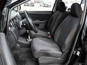 Хетчбэк Nissan Tiida 2011 года, 830000 рублей, Краснодар
