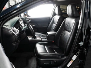 Седан Toyota Camry 2015 года, 1810000 рублей, Тюмень