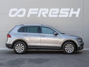 Внедорожник Volkswagen Tiguan 2017 года, 2140000 рублей, Краснодар