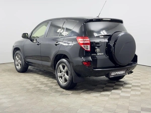 Внедорожник Toyota RAV4 2012 года, 1249900 рублей, Казань