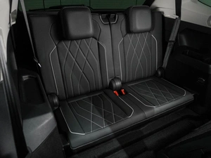 Внедорожник Volkswagen Tiguan L 2023 года, 4876000 рублей, Воронеж