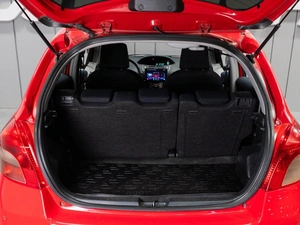 Хетчбэк Toyota Yaris 2007 года, 669000 рублей, Тюмень