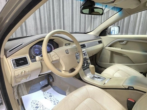 Универсал Volvo XC70 2008 года, 1100000 рублей, Красноярск