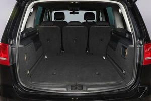 Минивэн Volkswagen Sharan 2013 года, 1389000 рублей, Новосибирск