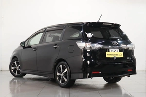 Минивэн Toyota Wish 2014 года, 1579000 рублей, Челябинск