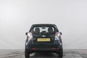 Хетчбэк Chevrolet Spark 2011 года, 429000 рублей, Кемерово