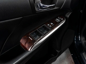 Седан Toyota Camry 2015 года, 2409000 рублей, Тюмень