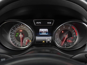 Внедорожник Mercedes-benz GLA-класс 2016 года, 2199000 рублей, Тюмень