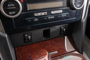 Седан Toyota Camry 2013 года, 1699000 рублей, Барнаул