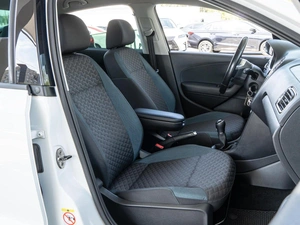 Седан Volkswagen Polo 2019 года, 1300000 рублей, Волгоград