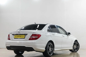 Седан Mercedes-benz C-класс 2011 года, 1369000 рублей, Новокузнецк