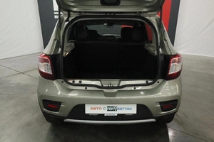 Хэтчбек Renault Sandero 2015 года, 860000 рублей, Курск