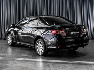 Седан Toyota Corolla 2013 года, 1400000 рублей, Тюмень