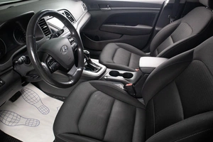 Седан Hyundai Elantra 2018 года, 1579000 рублей, Оренбург