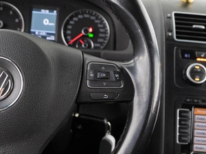 Минивэн Volkswagen Touran 2013 года, 1198999 рублей, Москва