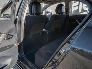 Седан Toyota Avensis 2012 года, 1320000 рублей, Краснодар