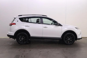 Внедорожник Toyota RAV4 2018 года, 2620000 рублей, Брянск