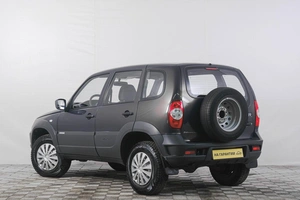 Внедорожник Chevrolet Niva 2012 года, 599000 рублей, Кемерово