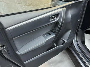 Седан Toyota Corolla 2016 года, 1597000 рублей, Красноярск