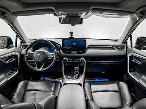 Внедорожник Toyota RAV4 2024 года, 5300000 рублей, Красноярск