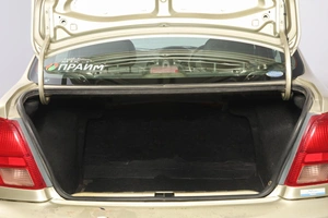 Седан Toyota Platz 2002 года, 349000 рублей, Новосибирск