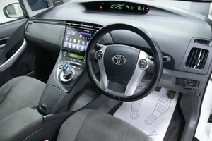 Лифтбек Toyota Prius 2011 года, 953000 рублей, Солонцы