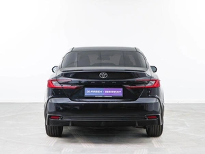Седан Toyota Camry 2024 года, 3984444 рублей, Москва