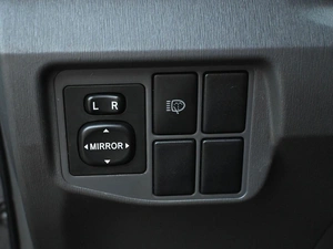 Лифтбек Toyota Prius 2011 года, 949000 рублей, Кирилловка