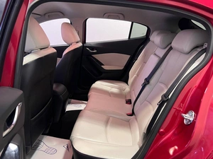 Хетчбэк Mazda Axela 2016 года, 1549000 рублей, Красноярск