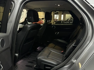 Внедорожник Land Rover Discovery 2017 года, 3647000 рублей, Красноярск