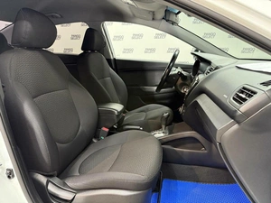 Седан Kia Rio 2015 года, 885000 рублей, Красноярск