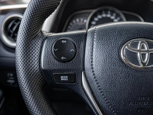 Внедорожник Toyota RAV4 2012 года, 2120000 рублей, Краснодар