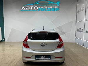 Хетчбэк Hyundai Solaris 2014 года, 999000 рублей, Красноярск