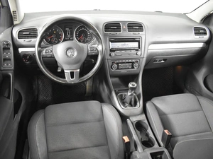 Хетчбэк Volkswagen Golf 2011 года, 730100 рублей, Казань