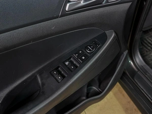 Внедорожник Hyundai Tucson 2016 года, 2109000 рублей, Воронеж
