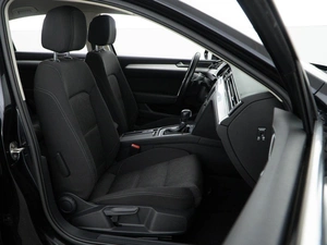 Седан Volkswagen Passat 2016 года, 1603444 рублей, Москва